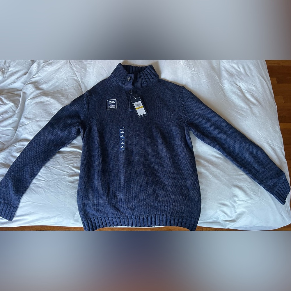 Izod Men's Dark Blue Turtleneck Sweater